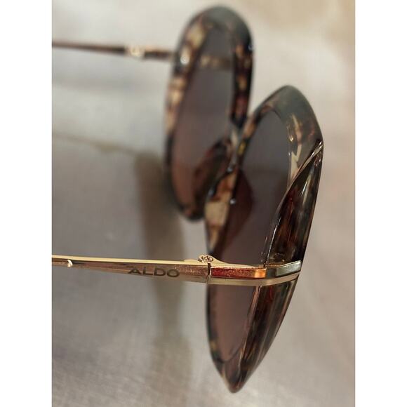 Aldo Oversized Tortoiseshell Sunglasses – Brown Gradient Lenses - Picture 7 of 16